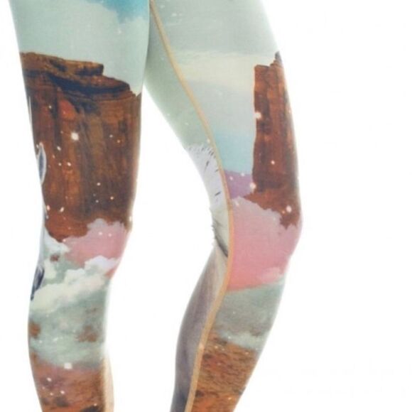 Like new Teeki Unicorn Wrangler Hot Pant XS - Picture 2 of 7